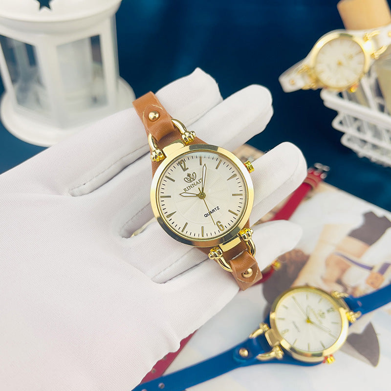 Quartz watch with thin belt